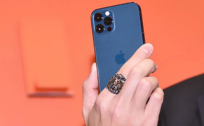 和顺苹果手机维修分享iPhone12系列重启方法教程 