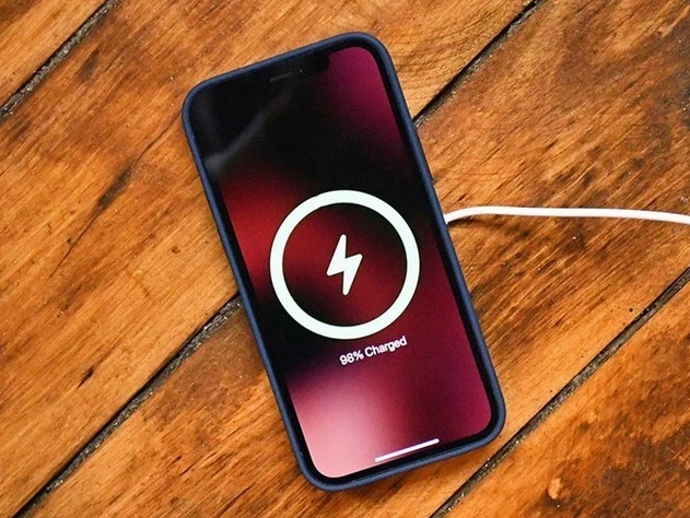 和顺苹果手机维修分享iPhone 12可以随便充电吗 